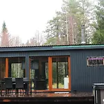 公寓 Metsamajake Hubert Sauna Ja Mullivanniga Looduse Keskel Sigula